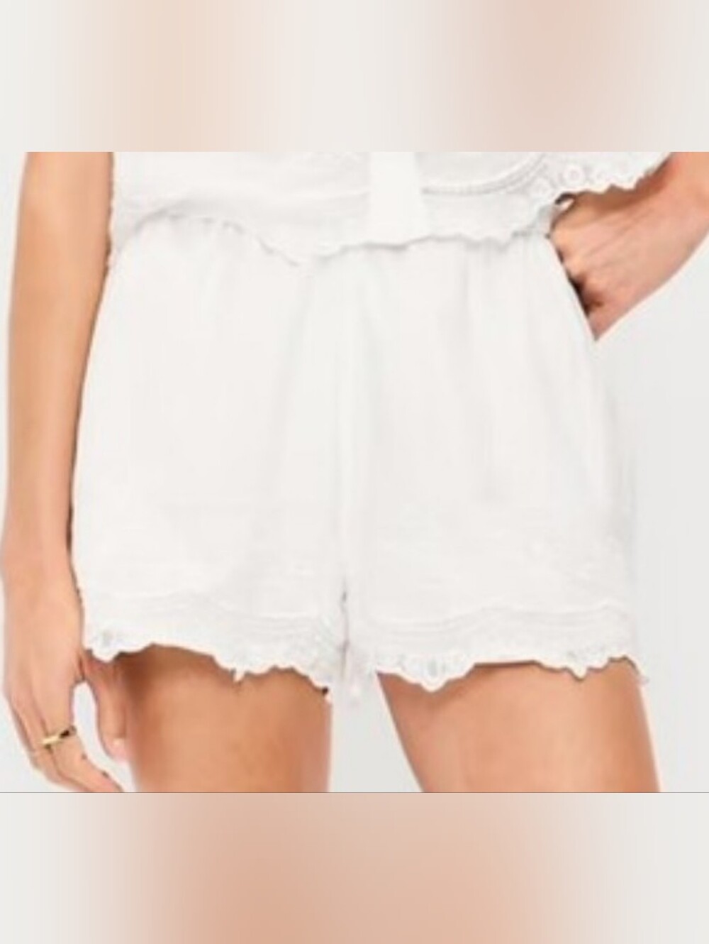 NWT - Old Navy Cotton High-Waisted Lace Trim "White Lillies" Shorts - Size M - Picture 2 of 10